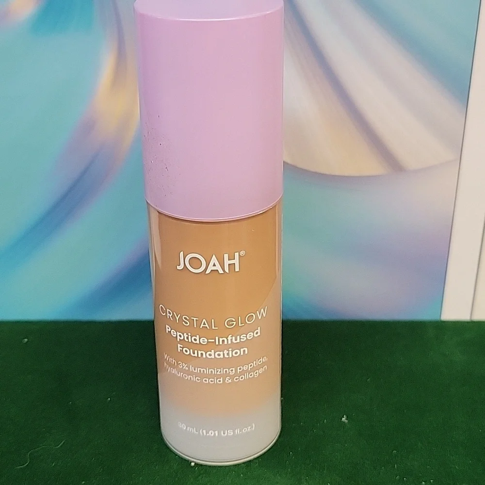 Joah Crystal Glow Peptide Infused Foundation New Sealed 30ml Tube TW050